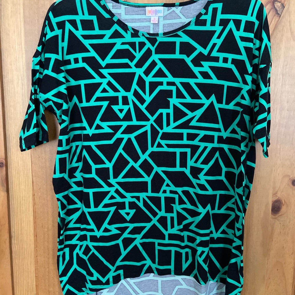 LulaRoe Irma top. Size S